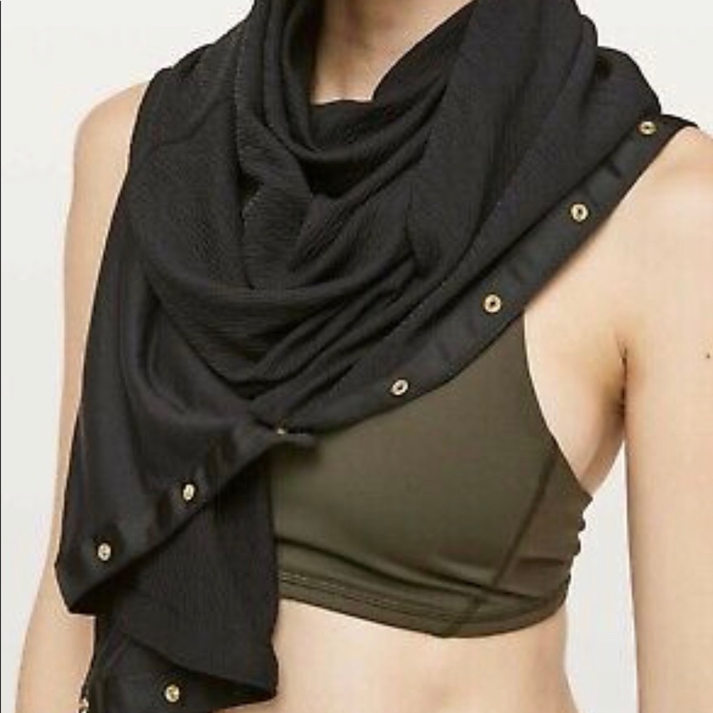 Lululemon scarf